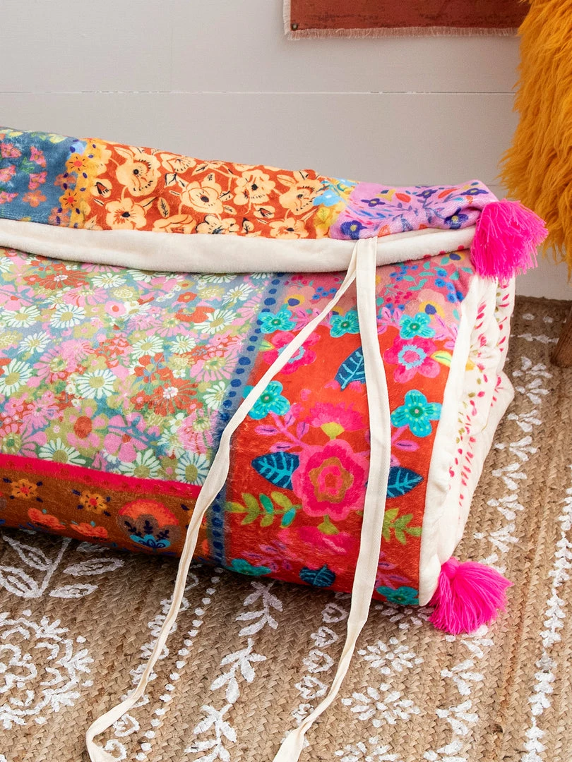 Natural Life Lounge Bed Roll 6 Natural Life Lounge Bed Roll