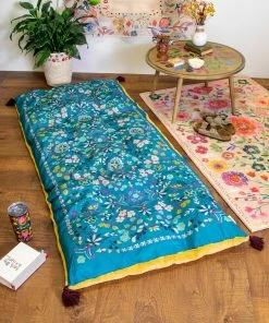 Natural Life Faux Fur Lounge Bed Roll 28 Natural Life Faux Fur Lounge Bed Roll