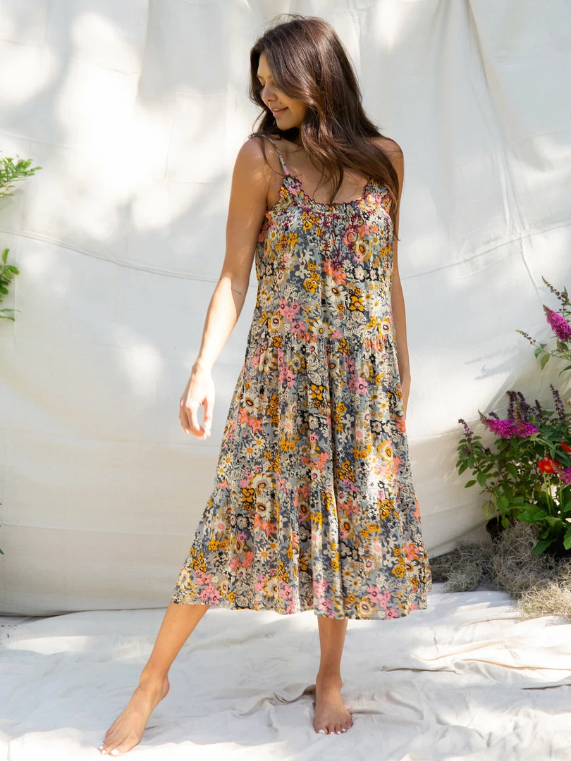 Natural Life Embroidered Harley Midi Dress NEW & TRENDING 10 Natural Life Embroidered Harley Midi Dress NEW & TRENDING