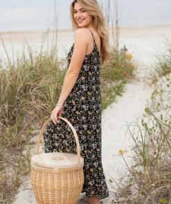 Natural Life Beach & Outdoors Picnic Basket Table