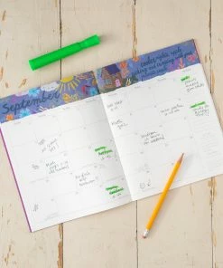 Natural Life NEW & TRENDING 2022-23 Monthly Academic Planner