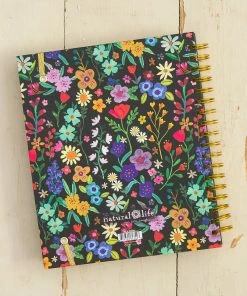 Natural Life 2022-23 17 Month Planner Gifts & Fun Things