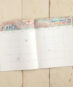 Natural Life NEW & TRENDING 2022-23 Monthly Academic Planner