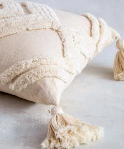 Natural Life HOME & LIVING Diamond Tufted Lumbar Pillow 25 Natural Life HOME & LIVING Diamond Tufted Lumbar Pillow