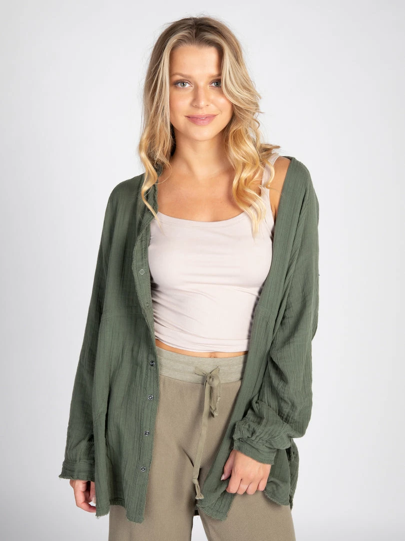 Natural Life NEW & TRENDING Laid Back Button Down 20 Natural Life NEW & TRENDING Laid Back Button Down